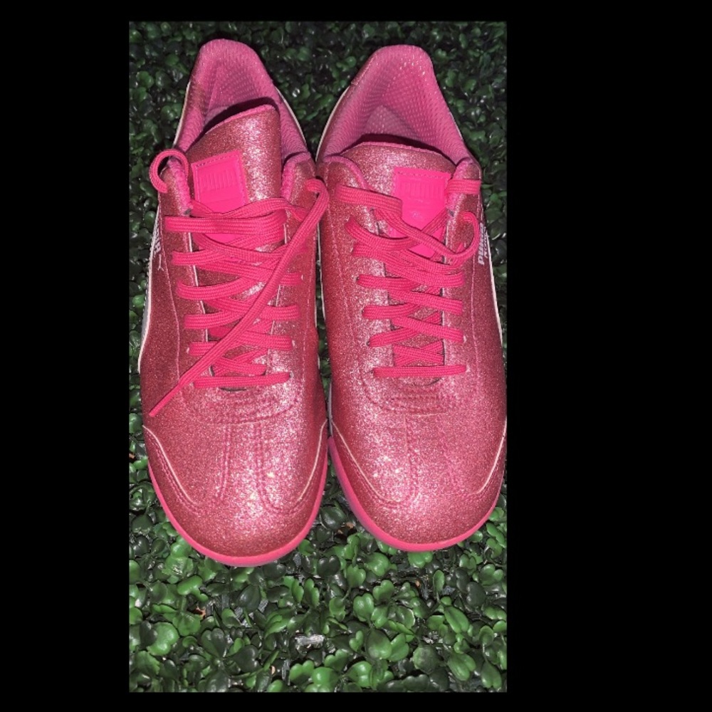 Womens puma shoes
